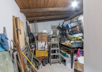 Dispensa di stoccaggio - Villa Melilli - photo 39