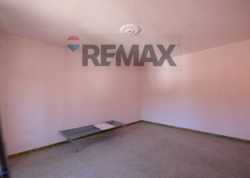 Stanza vuota - Semi-detached house Via Sotto Torre
 
14, Cengio - photo 27