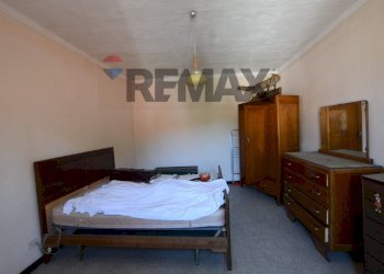 Camera / camera da letto - Semi-detached house Via Sotto Torre
 
14, Cengio - photo 31