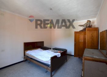 Camera / camera da letto - Semi-detached house Via Sotto Torre
 
14, Cengio - photo 33