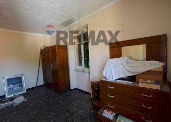 Camera / camera da letto - Semi-detached house Via Sotto Torre
 
14, Cengio - photo 35