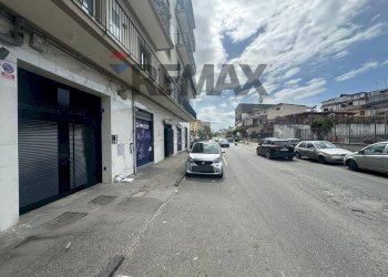 Edificio all\'aperto - Trilocale via G. Marconi
 
143, Casavatore - foto 1