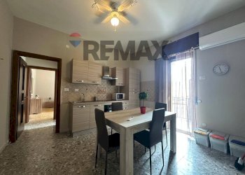 Sala da pranzo - Trilocale via G. Marconi
 
143, Casavatore - foto 6