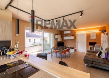 Sala da pranzo - Trilocale VIA RASARIO
 
2B, Novara - foto 5