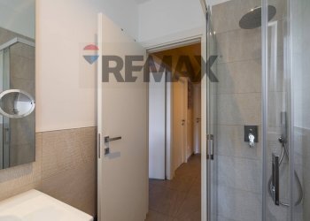 Bagno - Trilocale VIA RASARIO
 
2B, Novara - foto 12