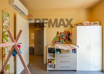 Camera / camera da letto - Trilocale VIA RASARIO
 
2B, Novara - foto 23