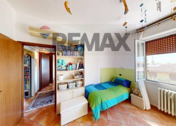 Camera / camera da letto - Three-room apartment Via Ungaretti
 
5, Albuzzano - photo 14