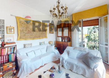 Soggiorno - Three-room apartment Via Ungaretti
 
5, Albuzzano - photo 28