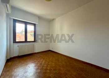 Stanza vuota - Attico Viale Italia
 
10, Sassari - foto 12