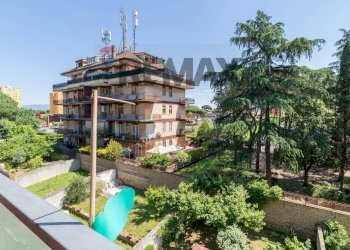 Edificio all\'aperto - Bilocale via Galopini
 
11, Roma - foto 2