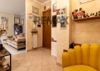 Soggiorno - Bilocale via Galopini
 
11, Roma - foto 5