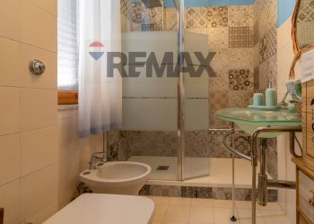 Bagno - Bilocale via Galopini
 
11, Roma - foto 21