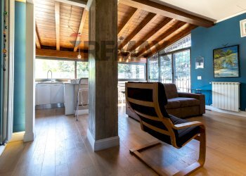 Soggiorno - Casa semi indipendente Via Dell' Acqua Vergine
 
170, Roma - foto 1