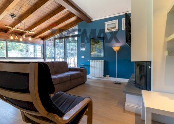 Soggiorno - Casa semi indipendente Via Dell' Acqua Vergine
 
170, Roma - foto 2