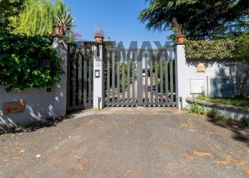 Casa all\'aperto - Casa semi indipendente Via Dell' Acqua Vergine
 
170, Roma - foto 48