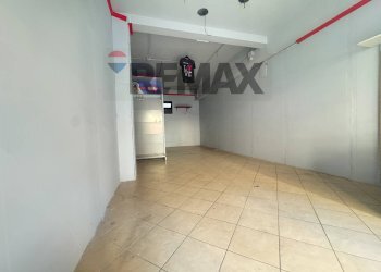 Parcheggio - Locale Commerciale Via Adolfo Omodeo
 
11, Napoli - foto 7