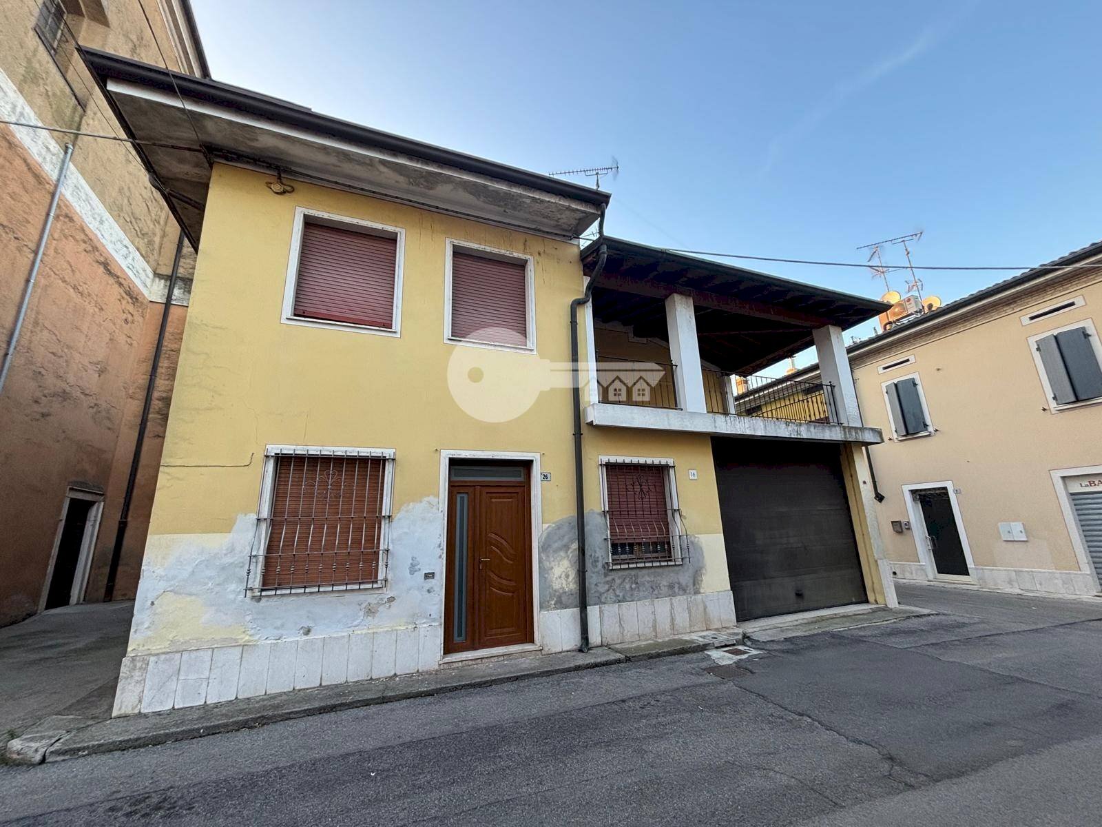 Foto 1 - Casa indipendente Via San Rocco
 
5, Isorella - foto 1