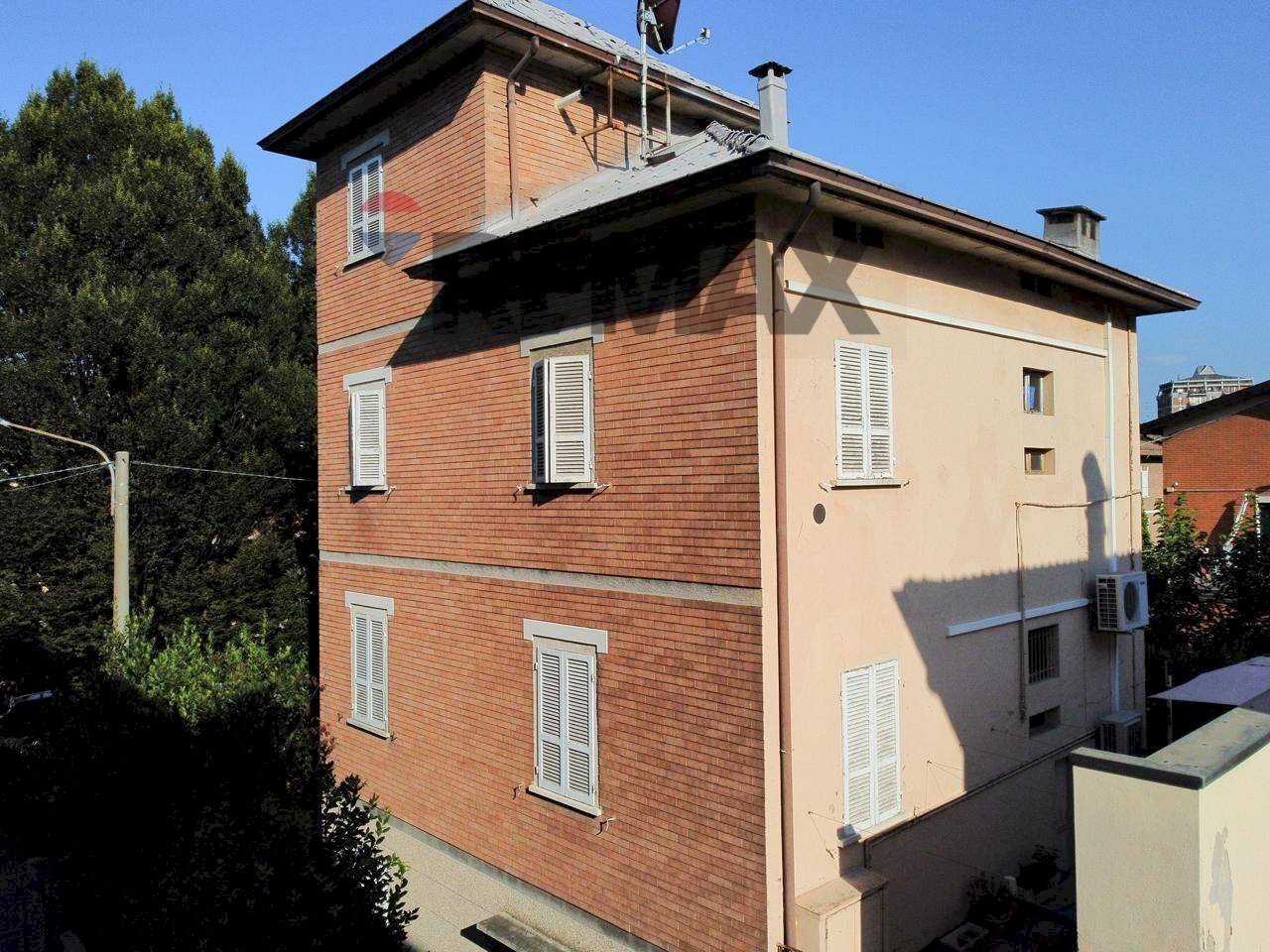 Casa all\'aperto - Casa indipendente VIA MENTANA
 
9, Reggio nell'Emilia - foto 2
