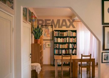 Sala da pranzo - Casa indipendente VIA MENTANA
 
9, Reggio nell'Emilia - foto 4