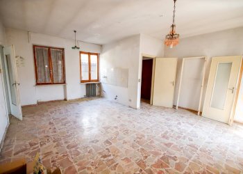 Foto 4 - Trilocale VIA UMBERTO I
 
39, Foglizzo - foto 4