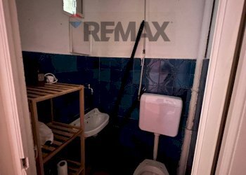 Bagno - Shop Via Gaetano Daita
 
22, Palermo - photo 19