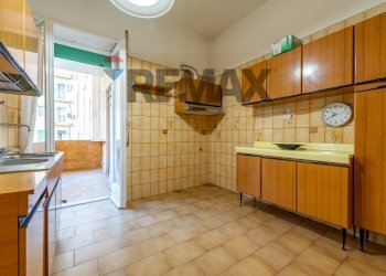 Cucina - Trilocale Via Caulonia
 
12, Roma - foto 15