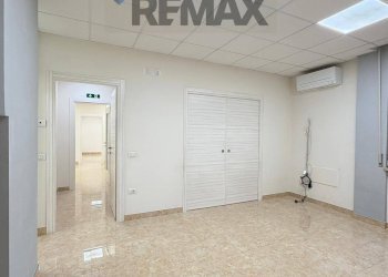 Stanza vuota - Ufficio VIA D'AMATO
 
9, Campobasso - foto 7