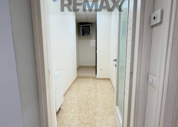 Hall / corridoio - Ufficio VIA D'AMATO
 
9, Campobasso - foto 12