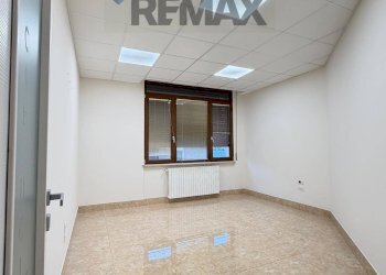 Stanza vuota - Ufficio VIA D'AMATO
 
9, Campobasso - foto 21