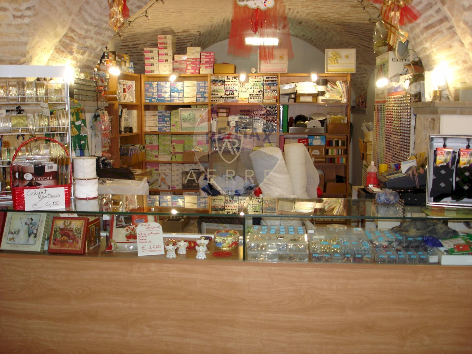 Foto 3 - Commercial Premises via Mater Domini
 
16, Chieti - photo 3