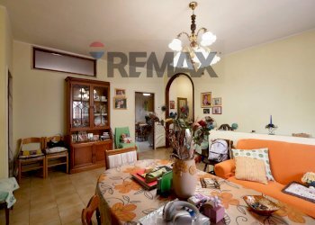 Sala da pranzo - Four-room apartment via Bitetto
 
26, Bitritto - photo 4