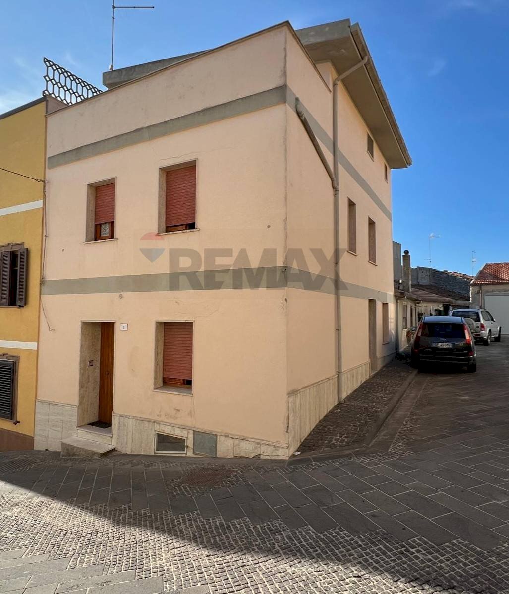 Edificio all\'aperto - Semi-detached house via Mundule
 
3/5, Florinas - photo 1