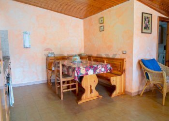 Sala da pranzo - Semi-detached house via Mundule
 
3/5, Florinas - photo 4