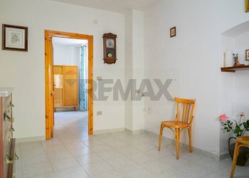 Soggiorno - Semi-detached house via Mundule
 
3/5, Florinas - photo 8