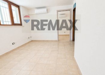 Stanza 1 - Ufficio Via Giuseppe Giusti
 
10, Cagliari - foto 3