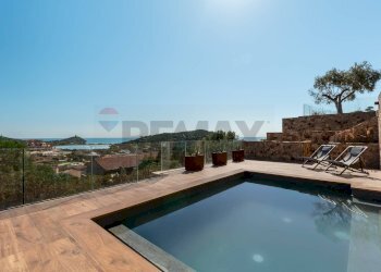 Piscina - Villa a Schiera Domus De Maria - foto 1