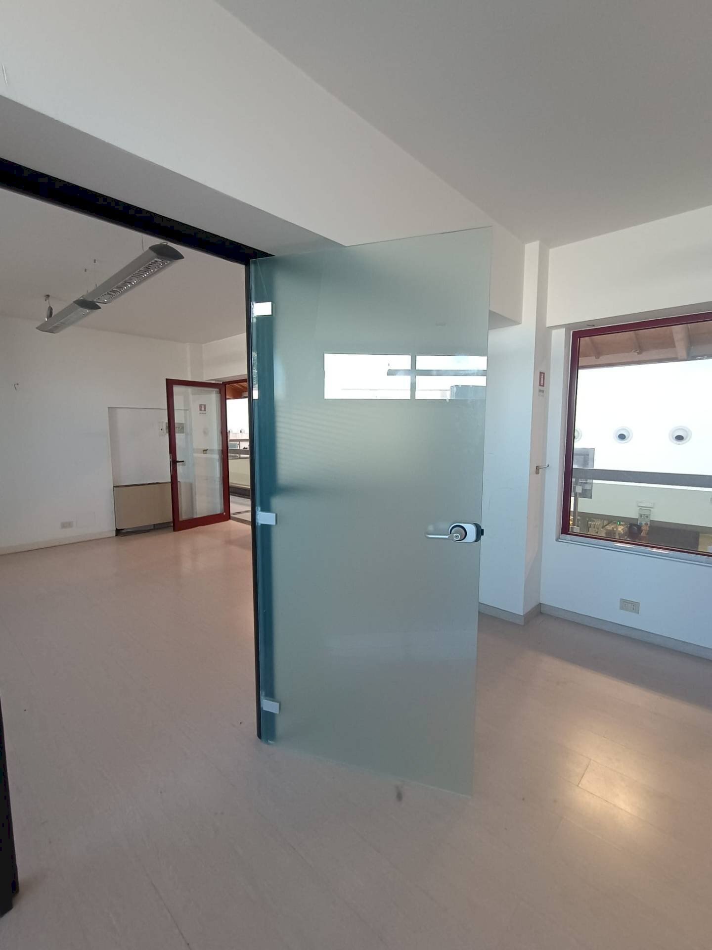 Foto 3 - Ufficio Galleria Dei Fonditori
 
58, Pesaro - foto 3