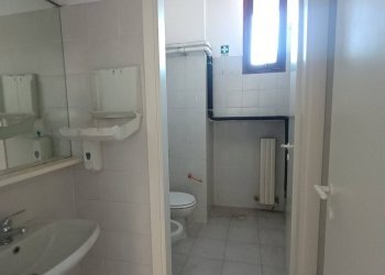 Foto 9 - Ufficio Galleria Dei Fonditori
 
58, Pesaro - foto 9