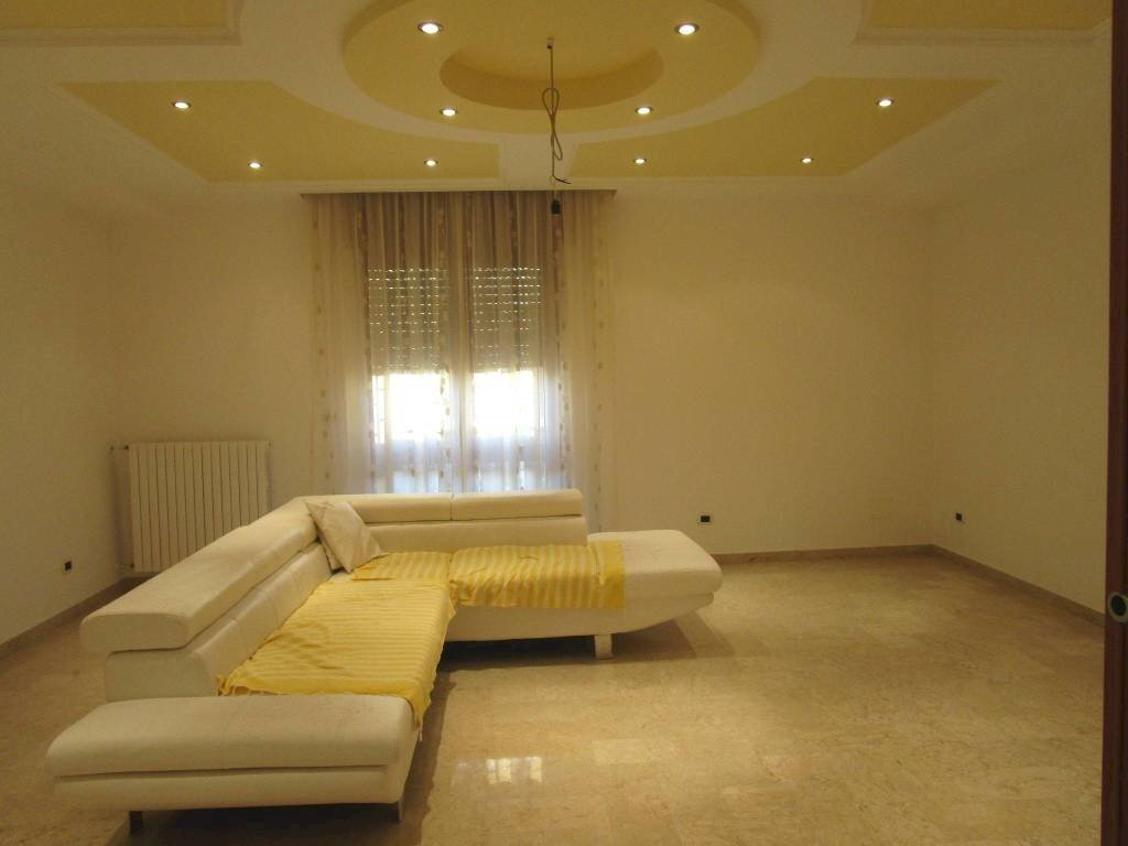 Salone - Four-room apartment Statte - photo 3