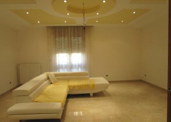 Salone - Four-room apartment Statte - photo 3