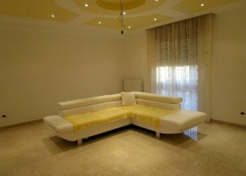 Salone - Four-room apartment Statte - photo 4