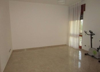 Camera da letto - Four-room apartment Statte - photo 19
