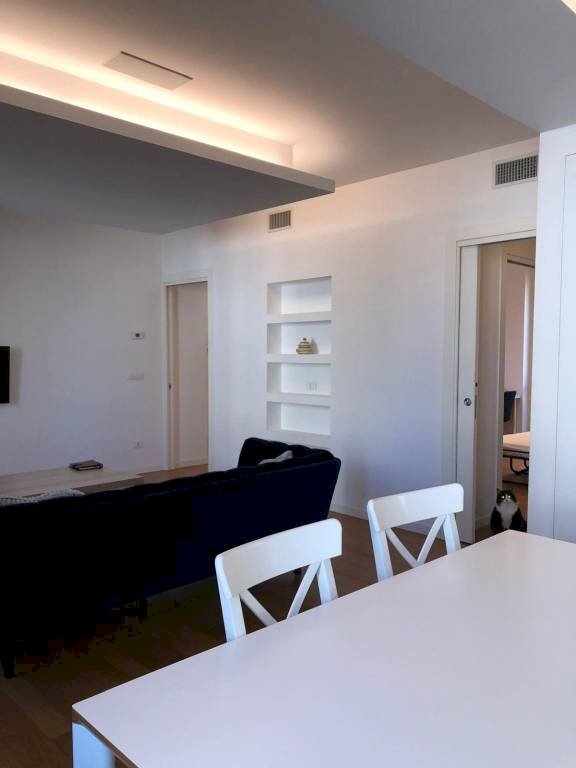 Salone - Trilocale viale Monte Nero, 73, Milano - foto 2