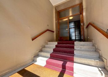 Interno palazzo - Office viale Coni Zugna, 5/a, Milano (neighborhood San Vittore) - photo 16