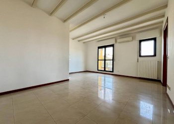 Cucina - Ufficio viale Coni Zugna, 5/a, Milano (zona San Vittore) - foto 4