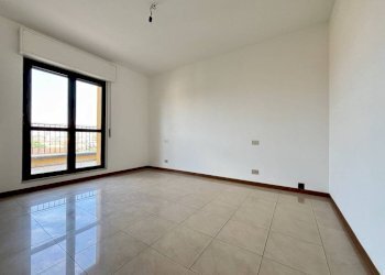 Camera da letto - Ufficio viale Coni Zugna, 5/a, Milano (zona San Vittore) - foto 10
