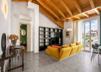 Salone - Quadrilocale via Vittorio Veneto, 10, Pedrengo - foto 3