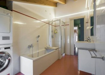 Bagno - Four-room apartment via Vittorio Veneto, 10, Pedrengo - photo 25