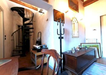 Ingresso - Quadrilocale Borgo Bosazza, 4, Parma (zona Oltretorrente) - foto 5