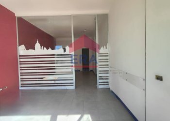 Foto 4 - Negozio Via Francesco Donati
 
64, Roma - foto 4